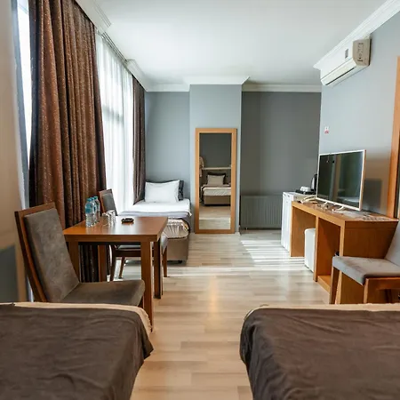 Emsa Palace Hotel