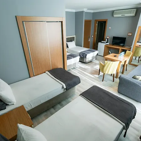 Hotel Emsa Palace *