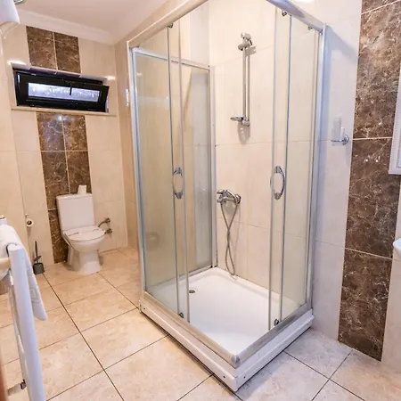 إمسا بالاس *