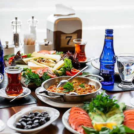 إمسا بالاس فندق *