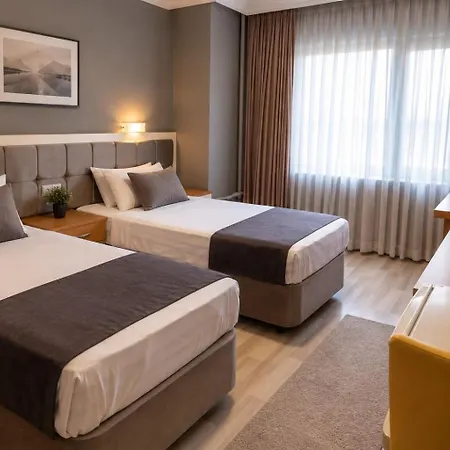 Emsa Palace Hotel